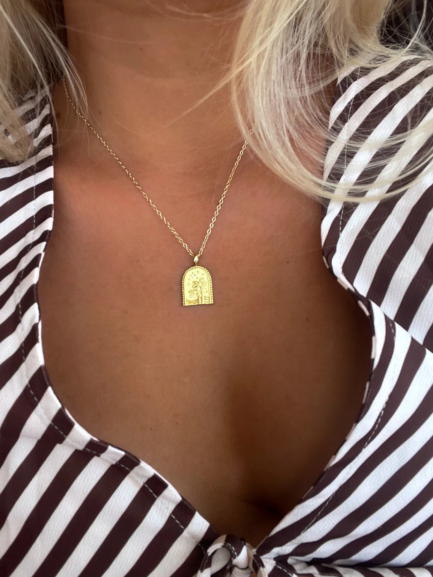 SunVoyager-Coconut Palms Necklace