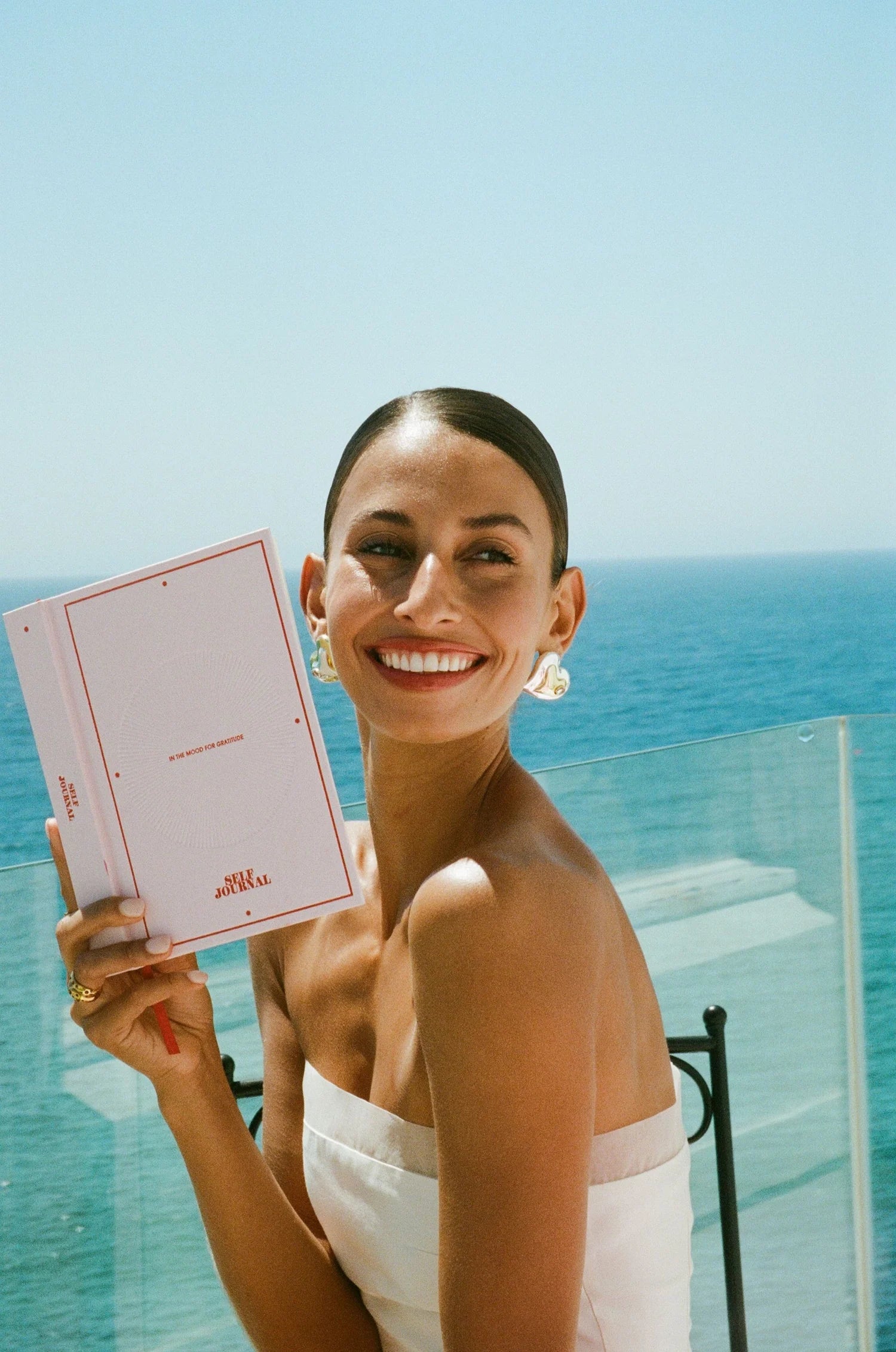 Selfdom- Pink Gratitude Journal